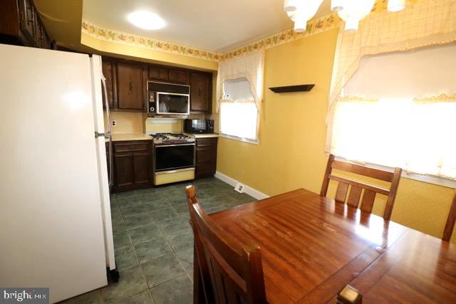 SOMERTON - Residential