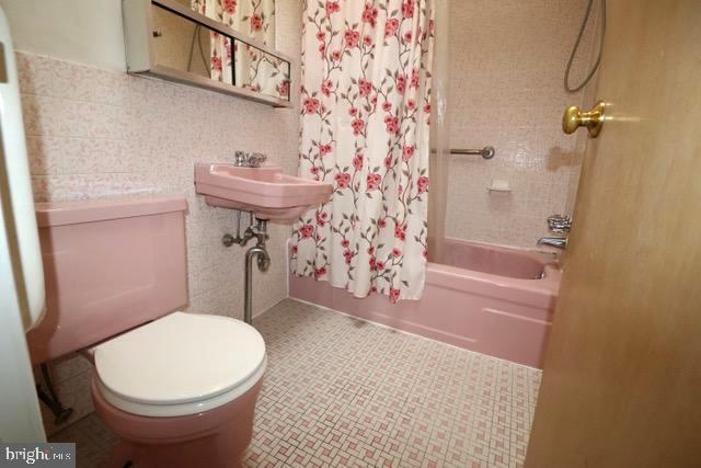 SOMERTON - Residential