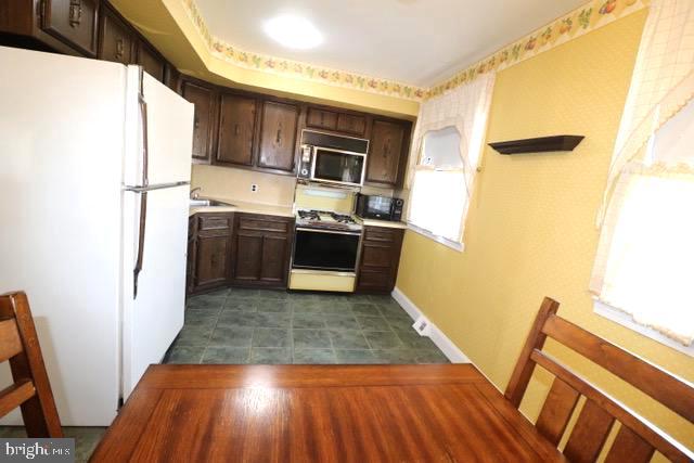 SOMERTON - Residential