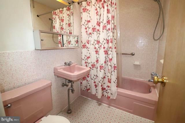 SOMERTON - Residential