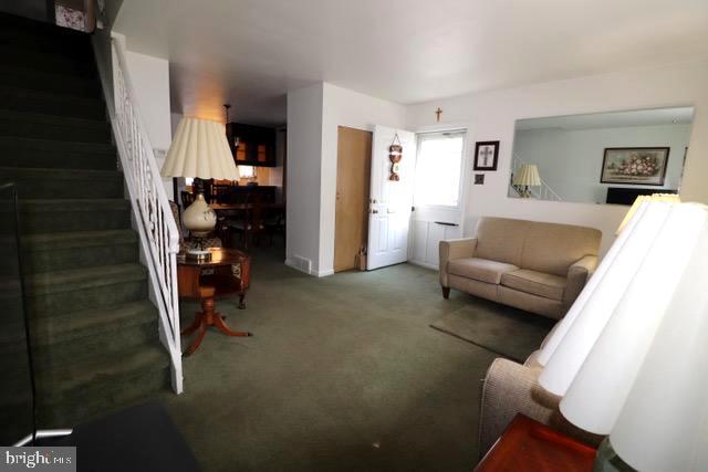 SOMERTON - Residential