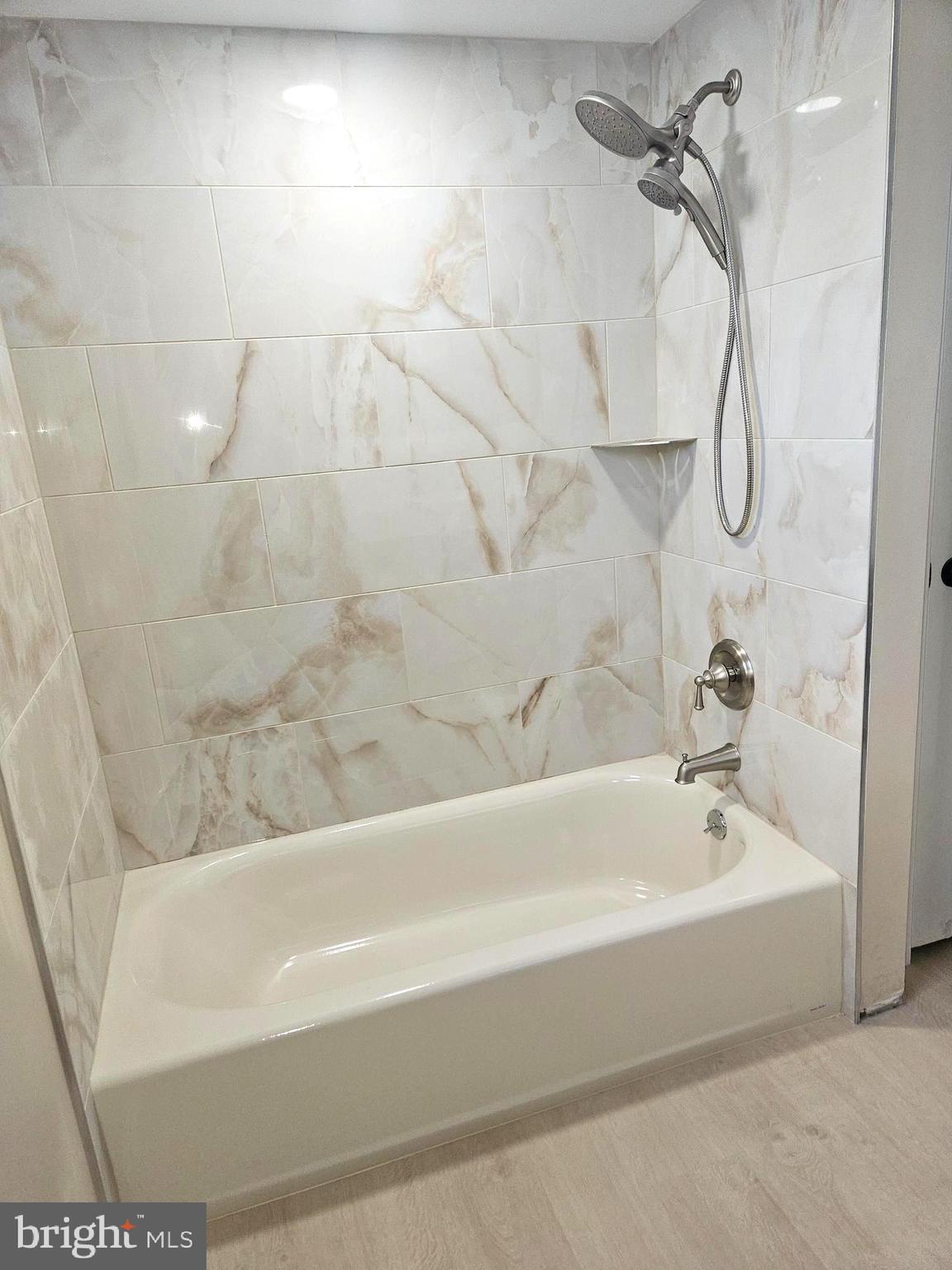 WELLINGTON DOWNES - Residential