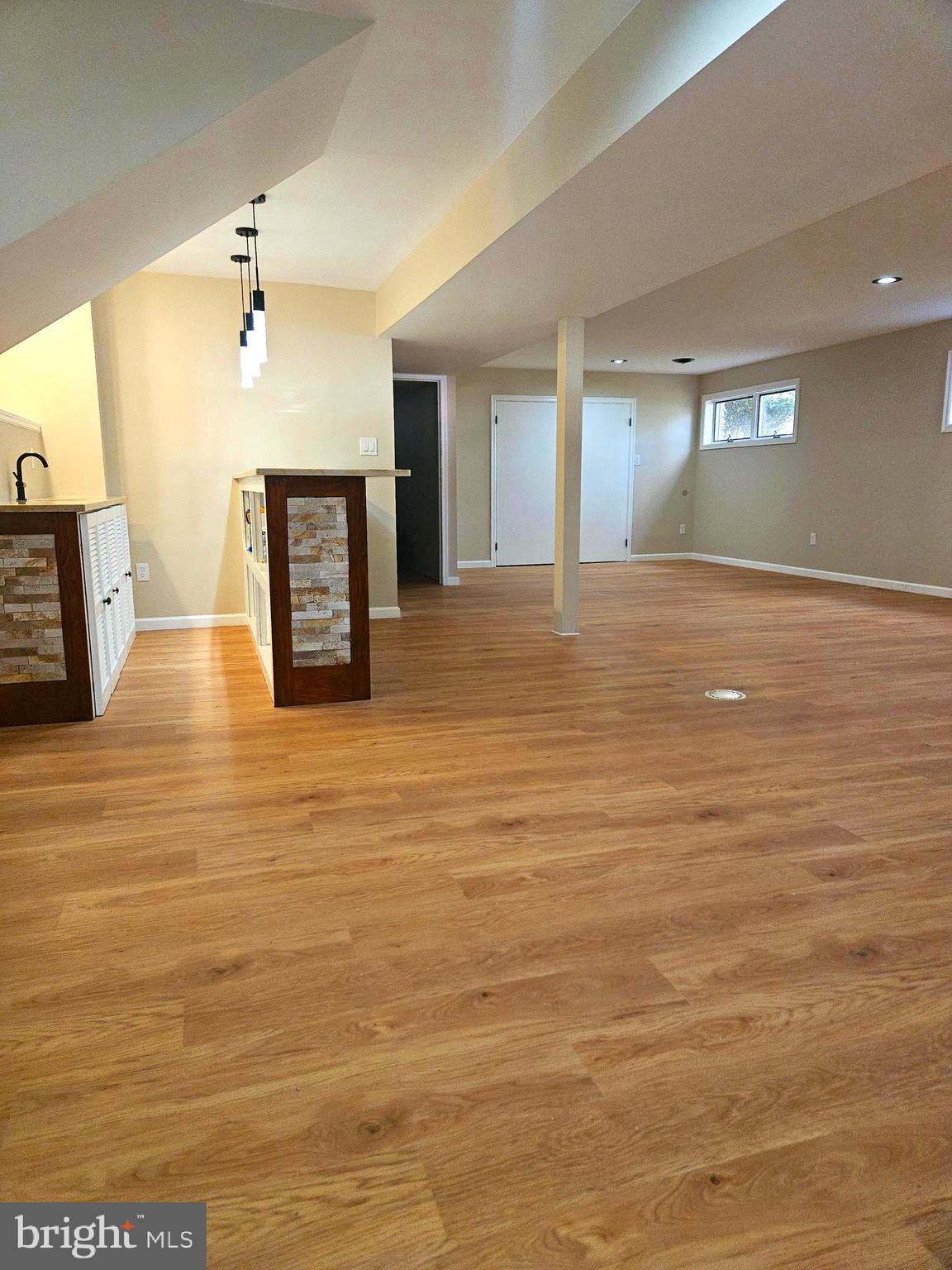 WELLINGTON DOWNES - Residential