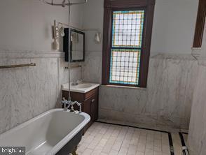 BOLTON HILL HISTORIC DISTRICT - Residential Income