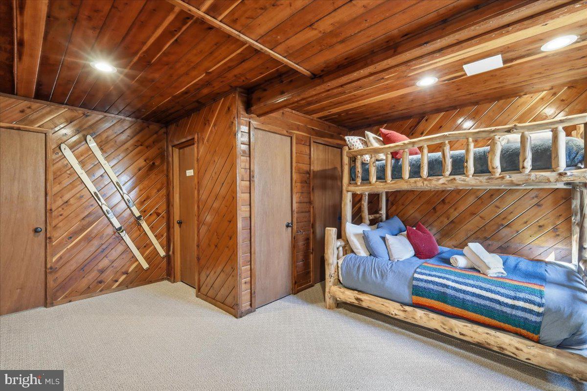 LAKE HARMONY ESTATES - Residential