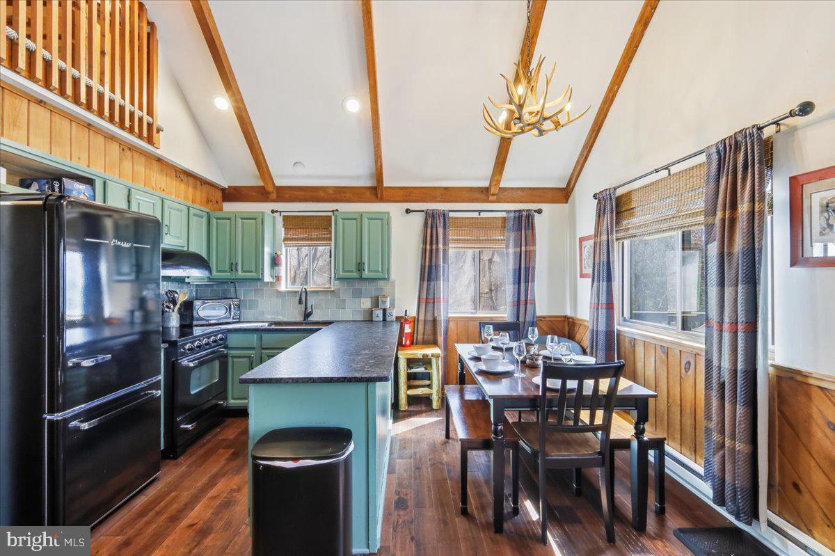 LAKE HARMONY ESTATES - Residential