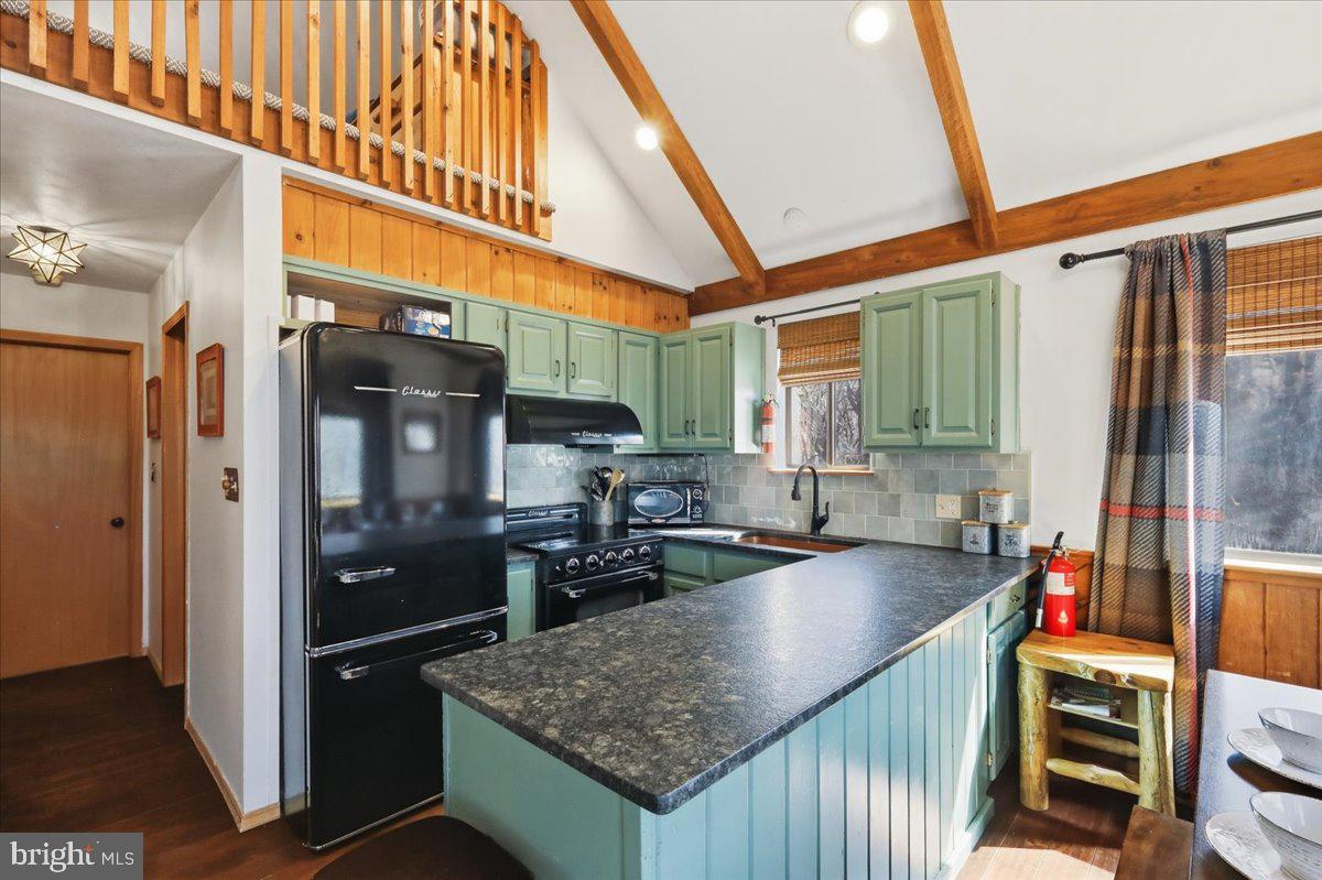 LAKE HARMONY ESTATES - Residential