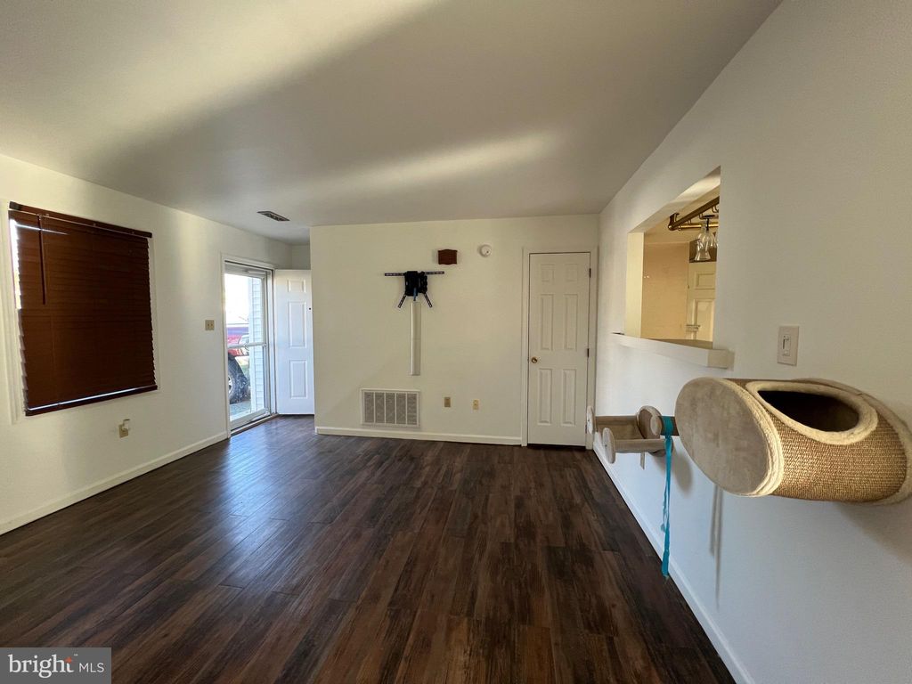 Photo of 26 SUNRISE TER, MILLERSVILLE, PA 17551 (MLS # PALA2029218)