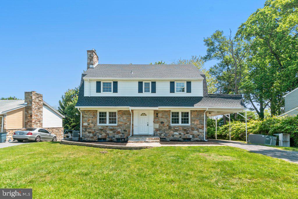 8818 GREENS LANE