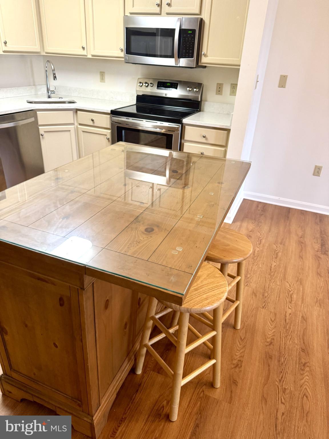 MALLARD LANDING - Residential