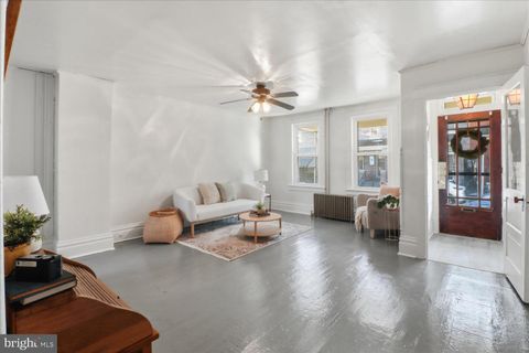 819 E MARION STREET LANCASTER PA 17602