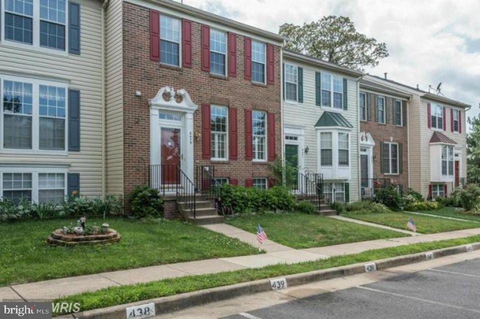 CENTRE RIDGE - Residential Lease