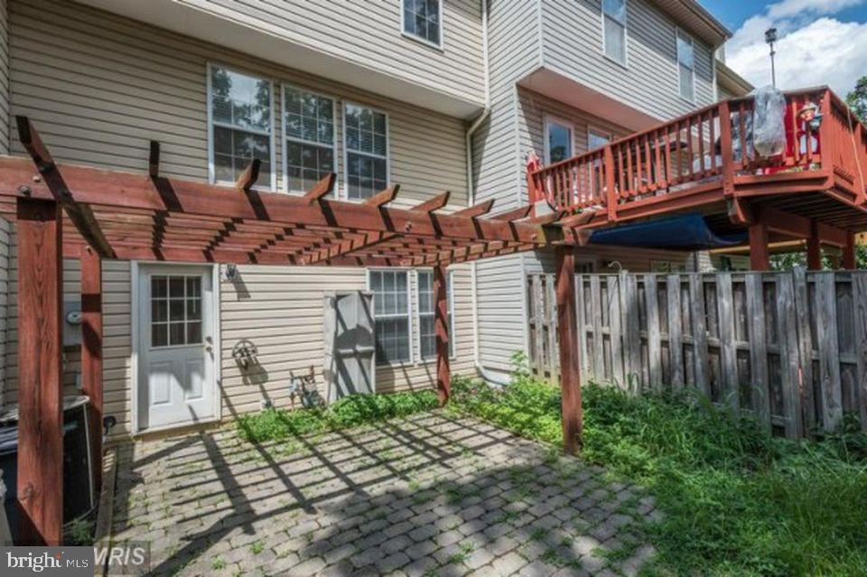 CENTRE RIDGE - Residential Lease