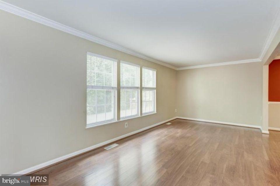 CENTRE RIDGE - Residential Lease