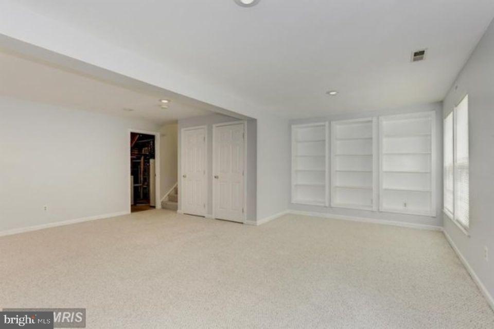 CENTRE RIDGE - Residential Lease