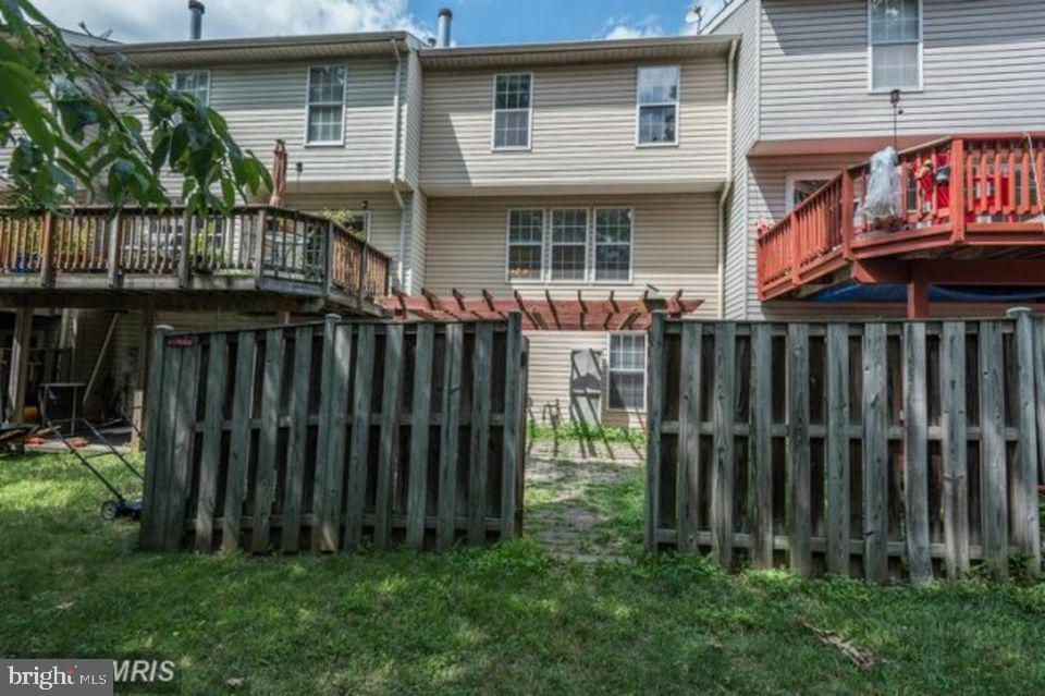 CENTRE RIDGE - Residential Lease