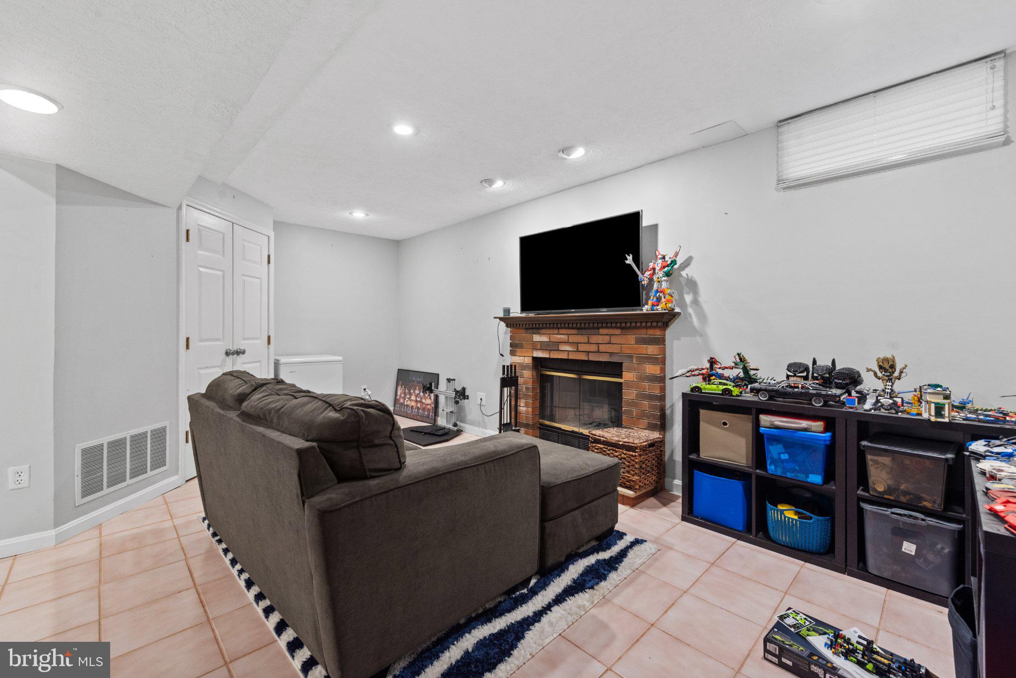 BRANTWOOD AT WHITEMARSH - Residential