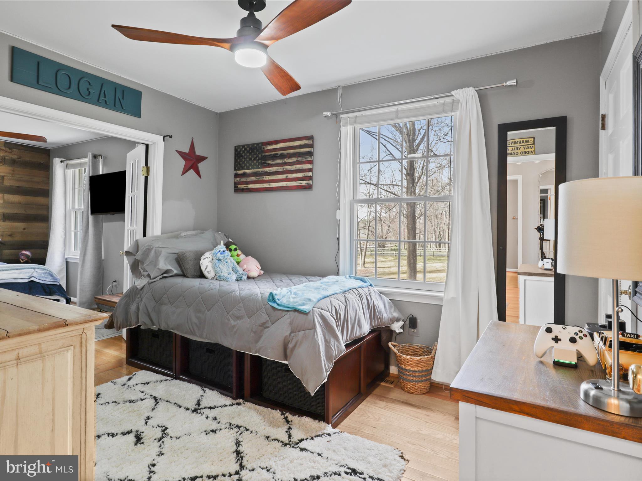 LAUREL GLEN - Residential