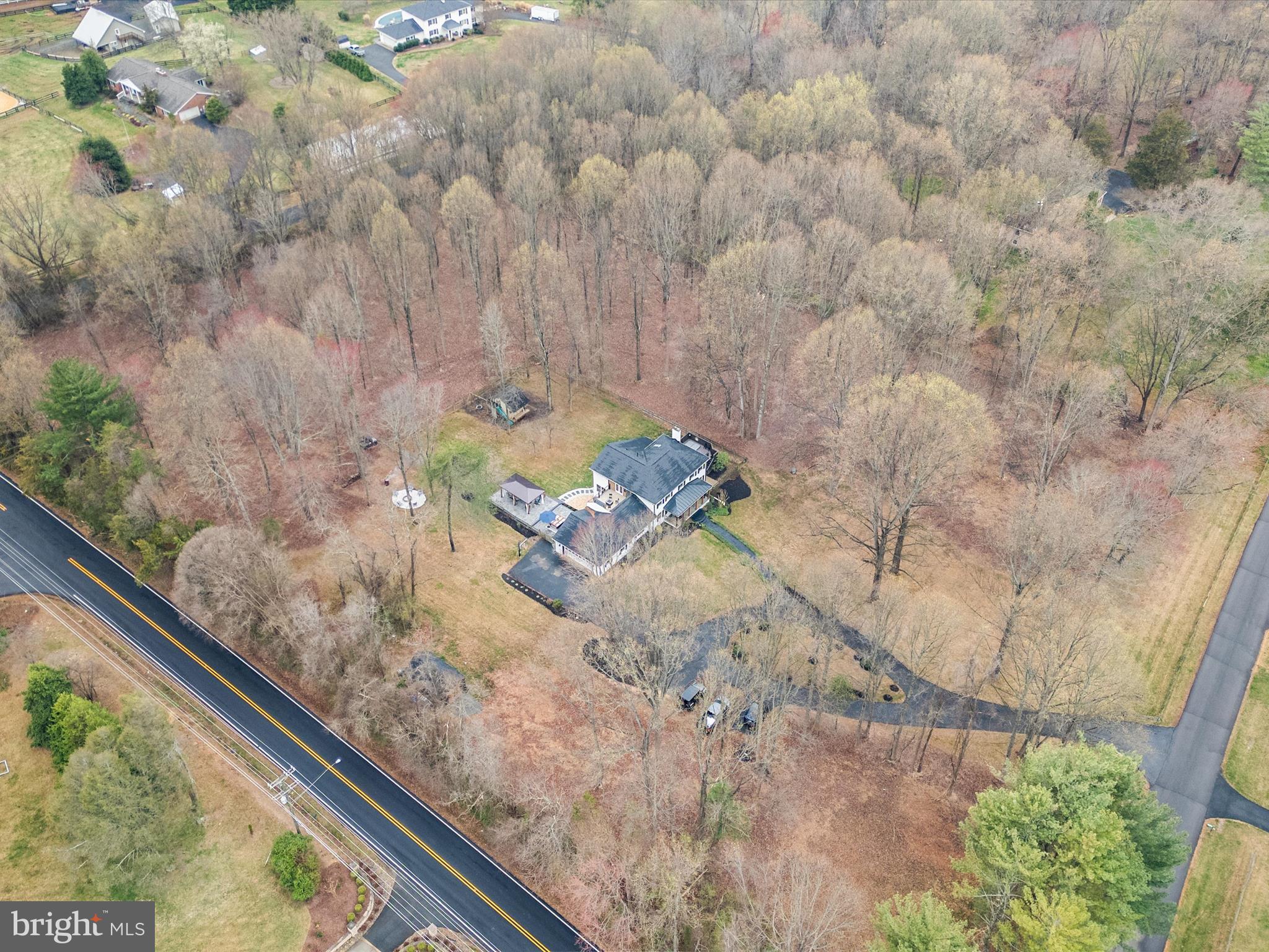 LAUREL GLEN - Residential