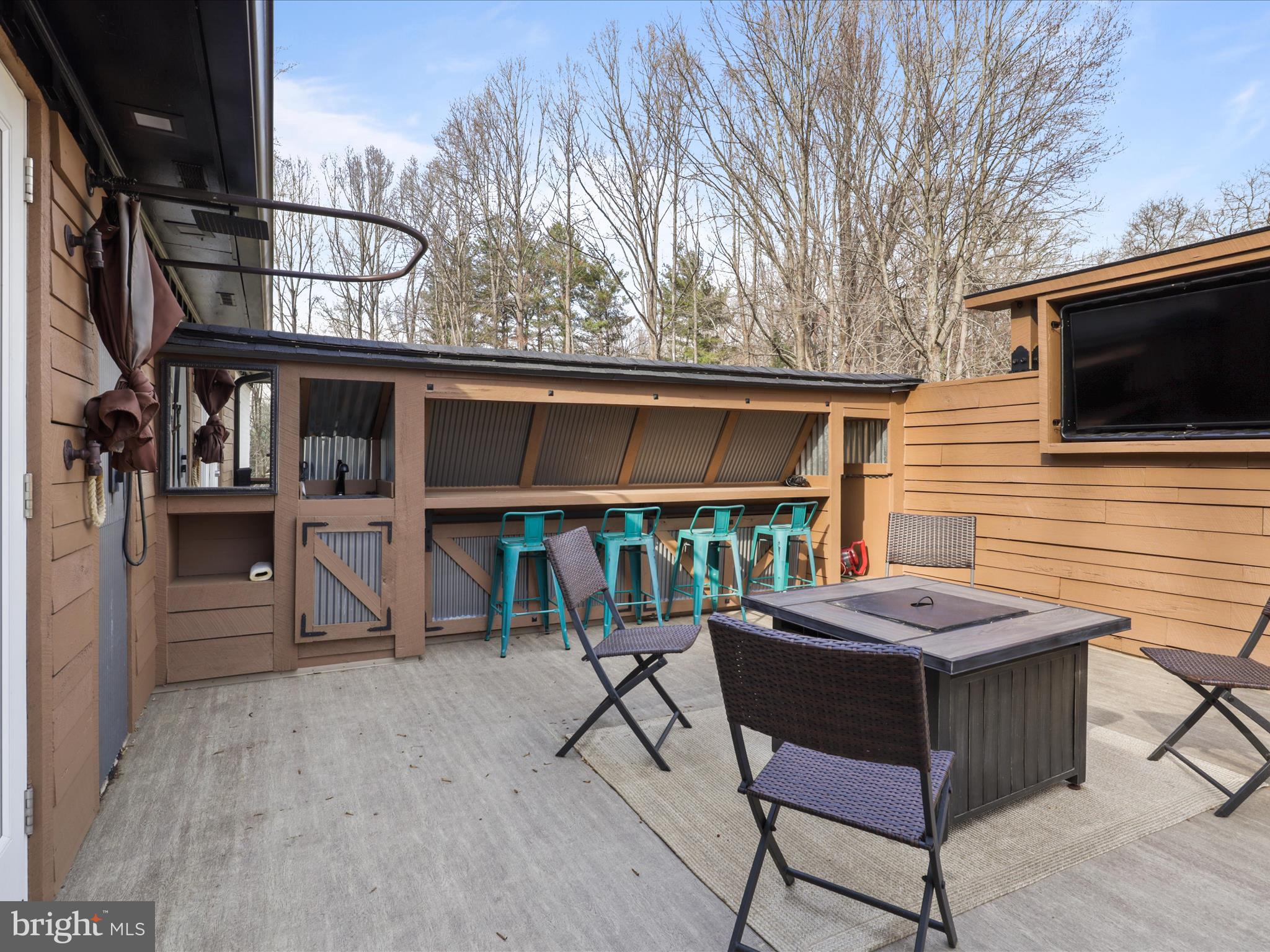 LAUREL GLEN - Residential