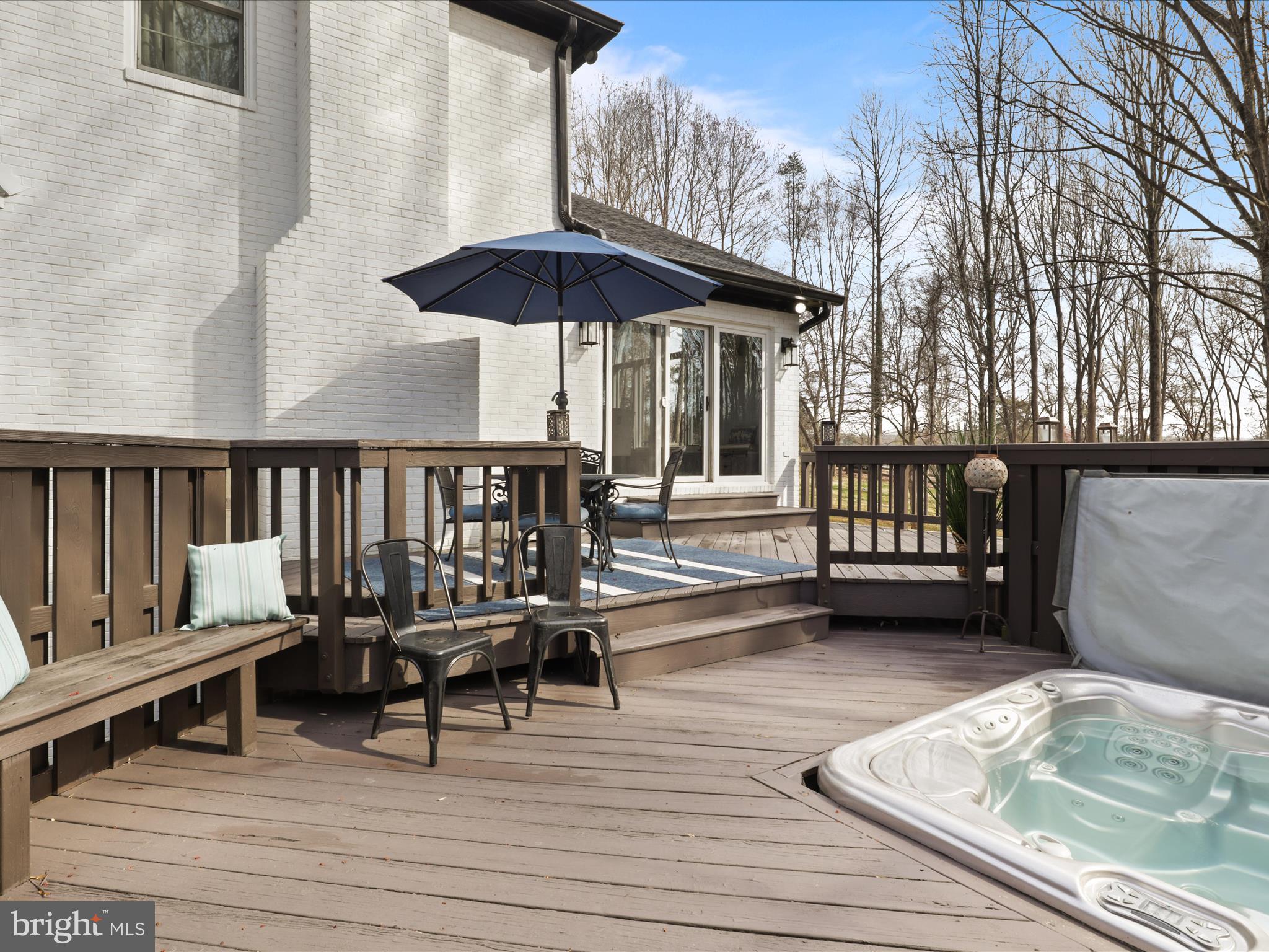 LAUREL GLEN - Residential