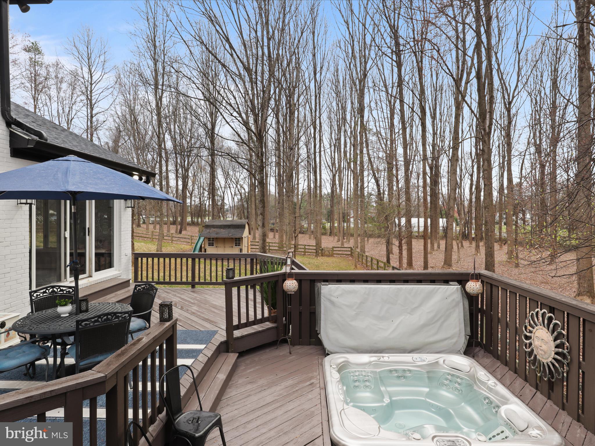 LAUREL GLEN - Residential