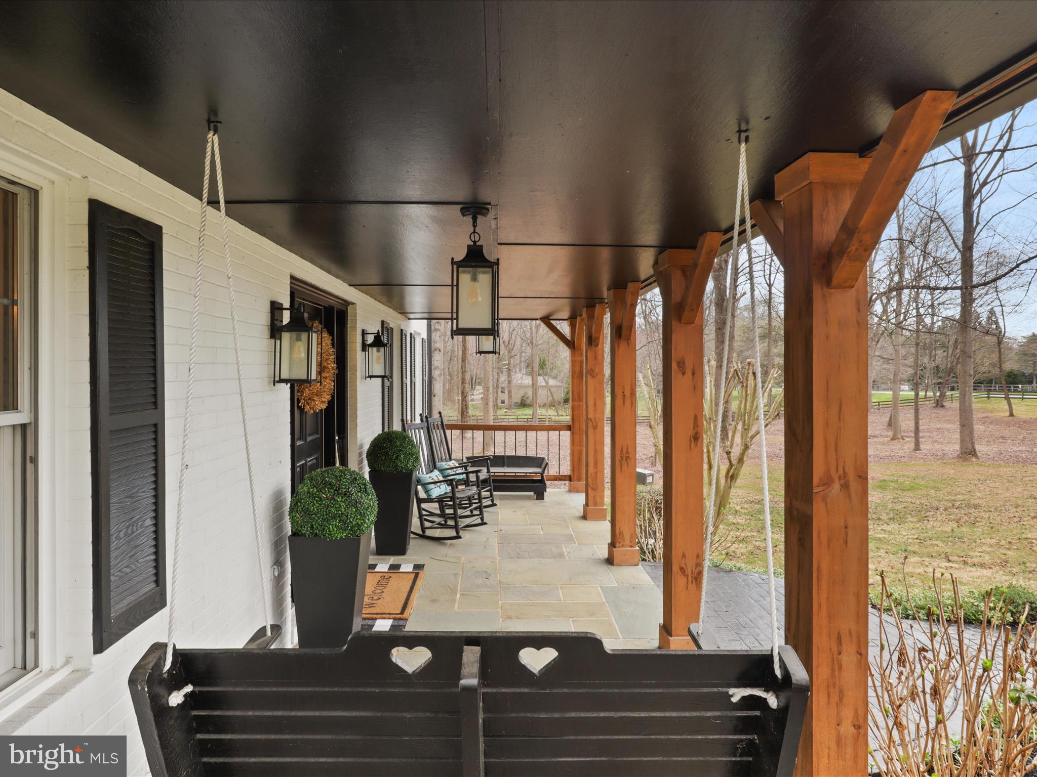 LAUREL GLEN - Residential