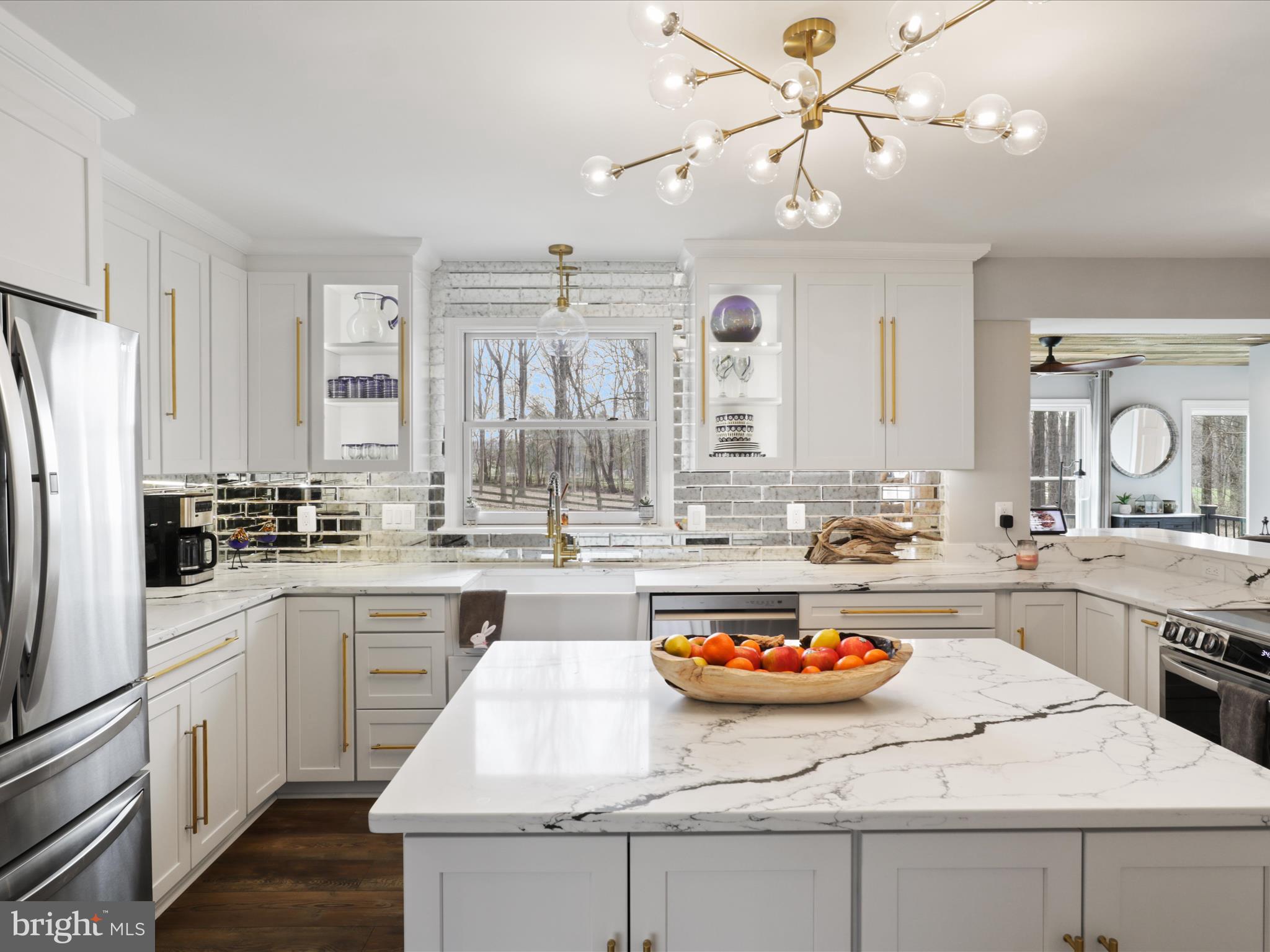 LAUREL GLEN - Residential