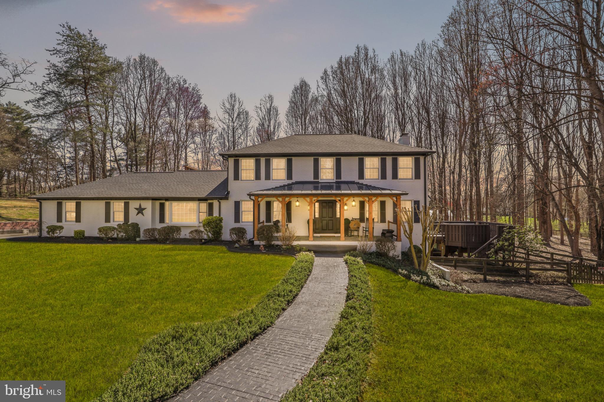 LAUREL GLEN - Residential