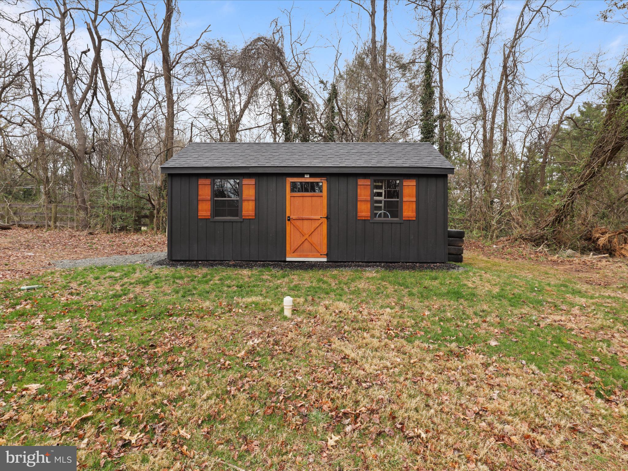 LAUREL GLEN - Residential