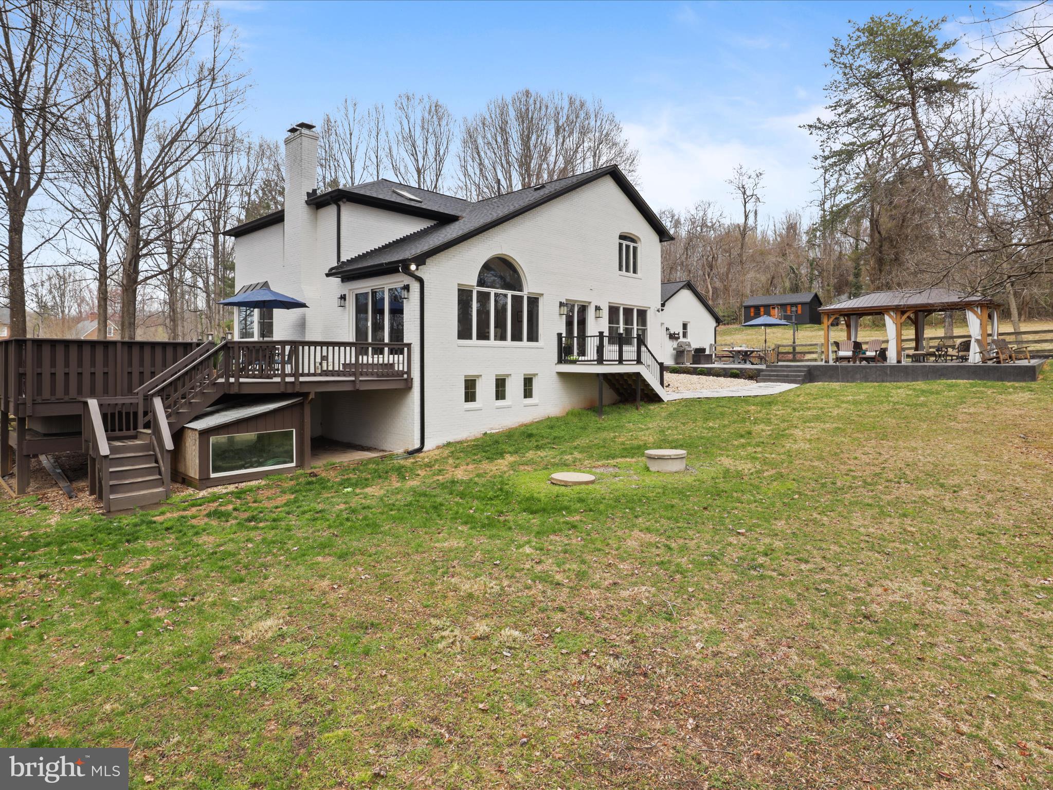 LAUREL GLEN - Residential