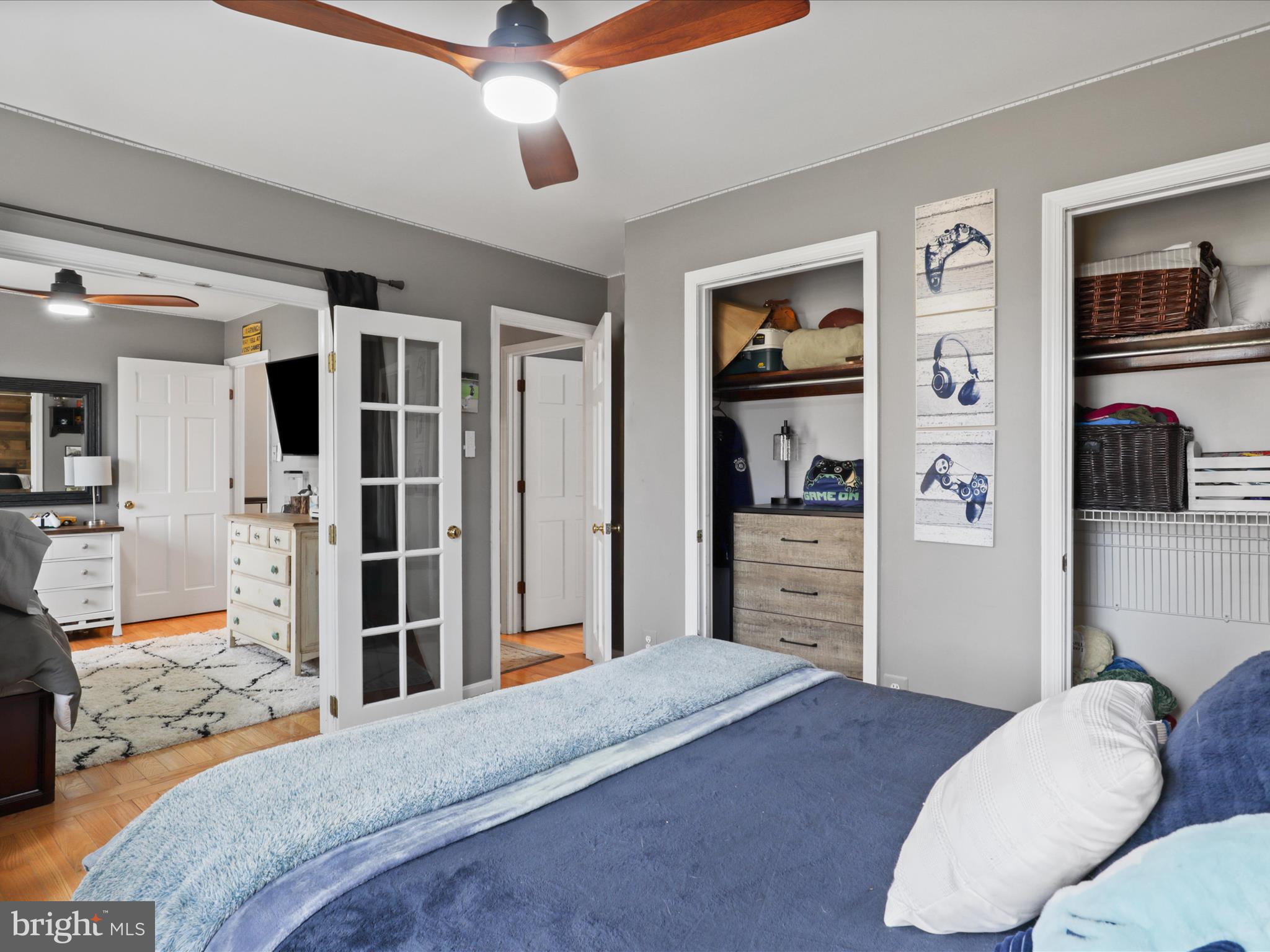 LAUREL GLEN - Residential