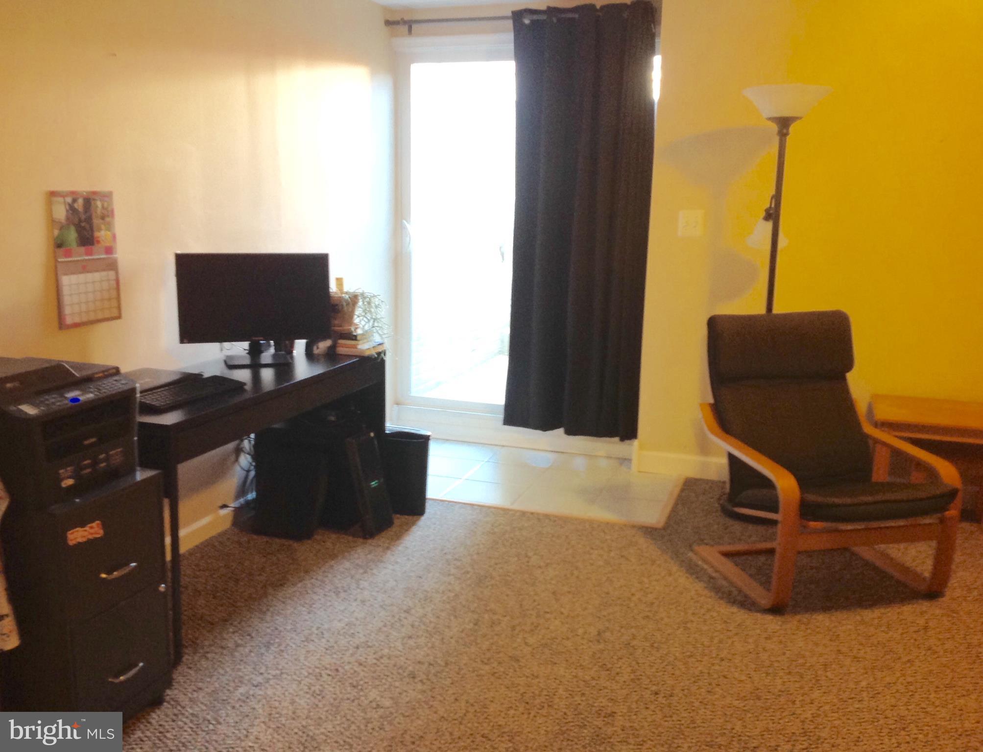 CONSTANT FRIENDSHIP - Residential