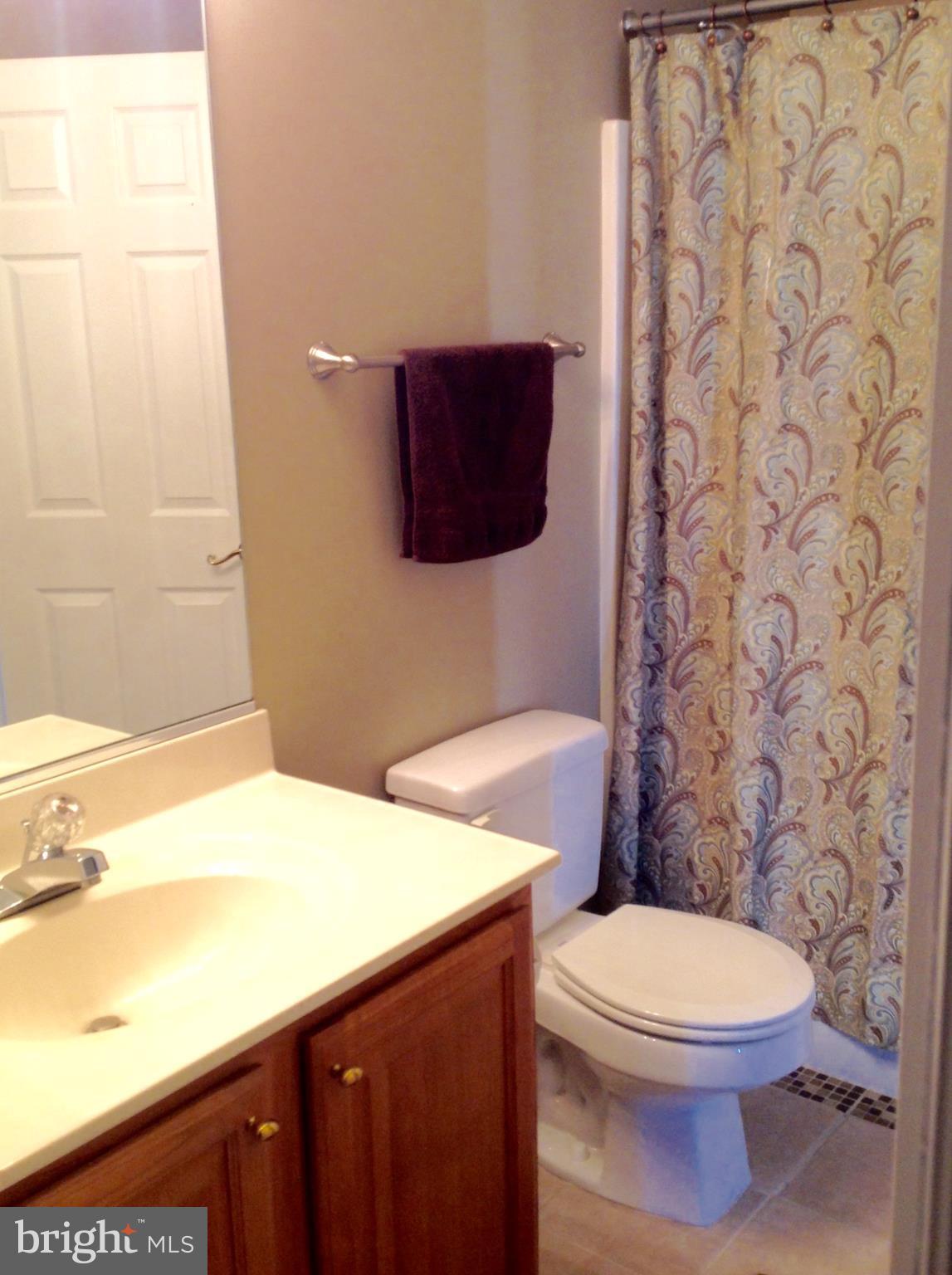 CONSTANT FRIENDSHIP - Residential