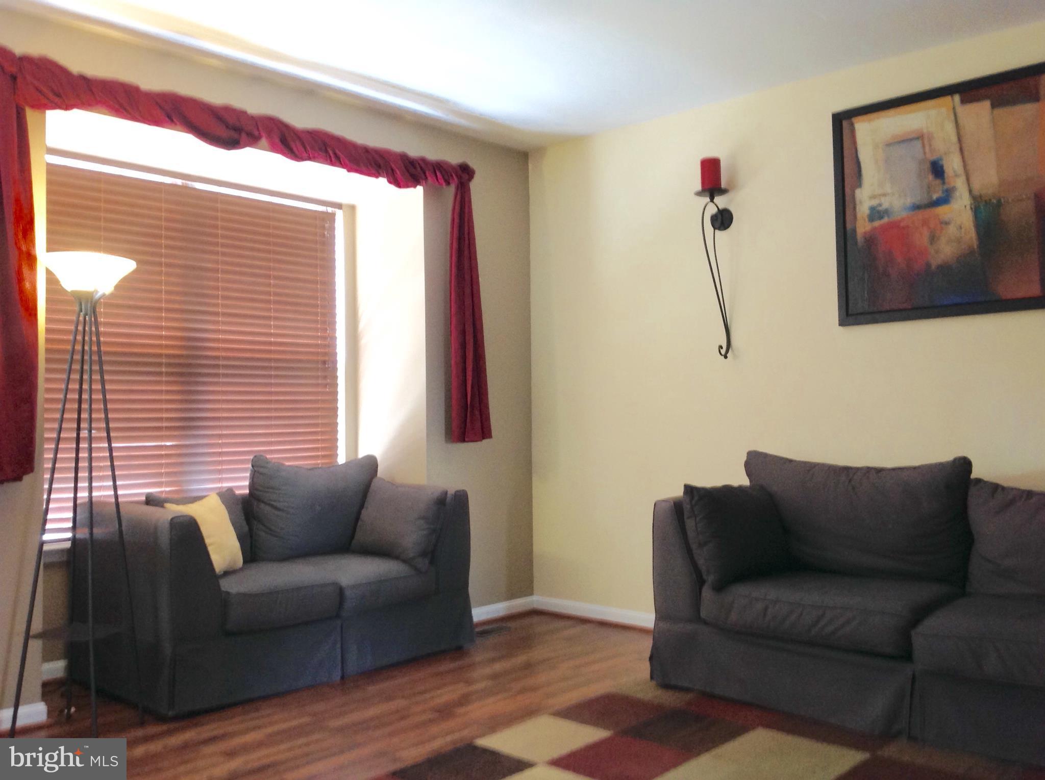 CONSTANT FRIENDSHIP - Residential