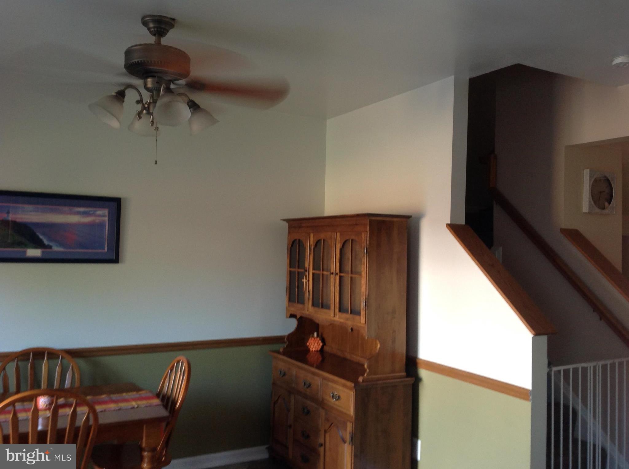 CONSTANT FRIENDSHIP - Residential