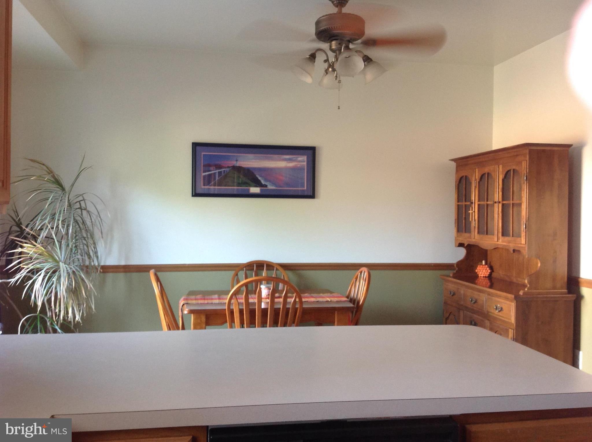 CONSTANT FRIENDSHIP - Residential