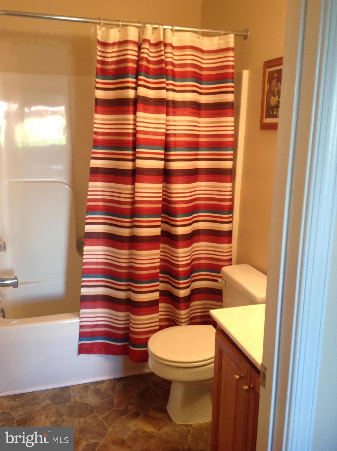 CONSTANT FRIENDSHIP - Residential