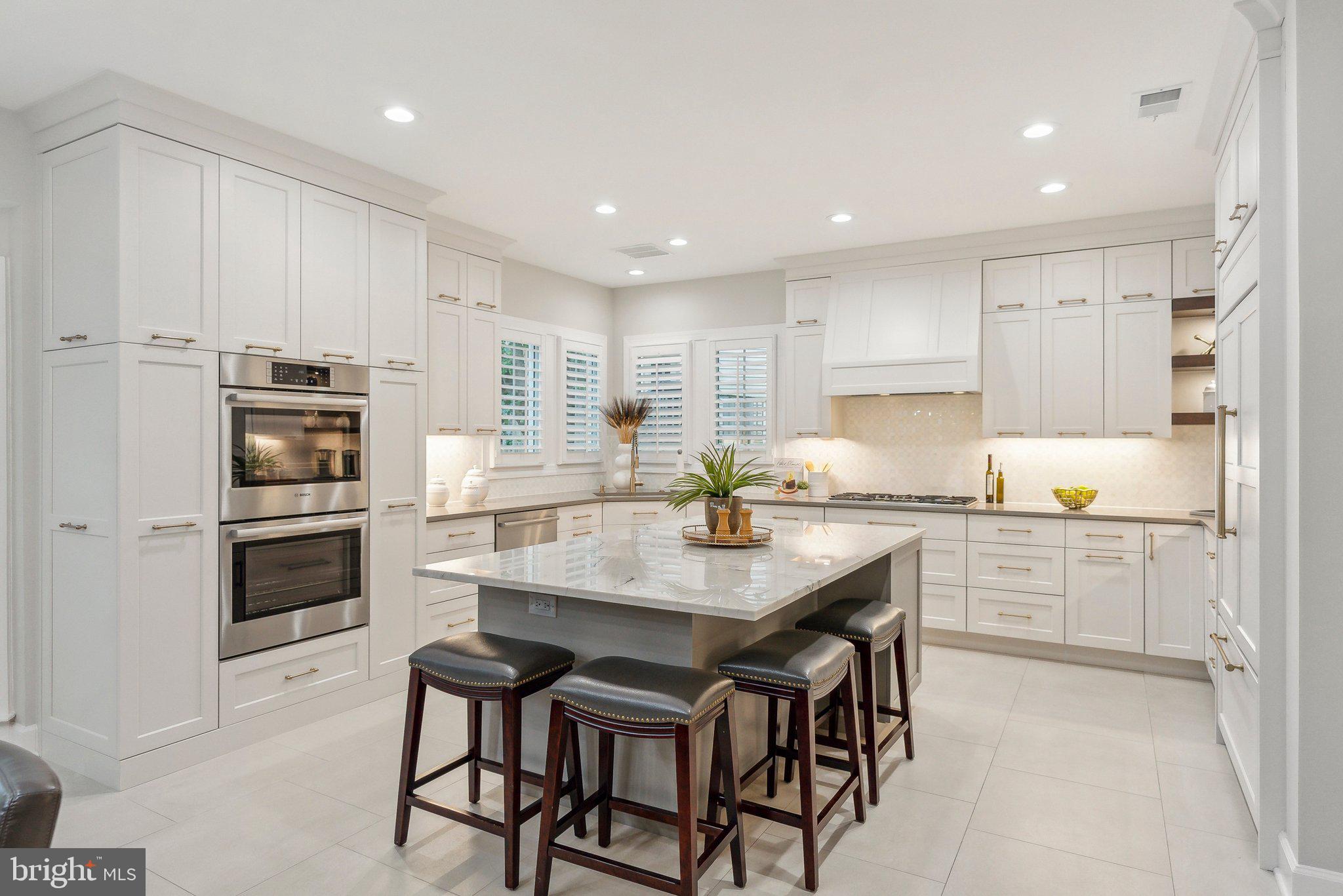 10914 LARKMEADE LANE