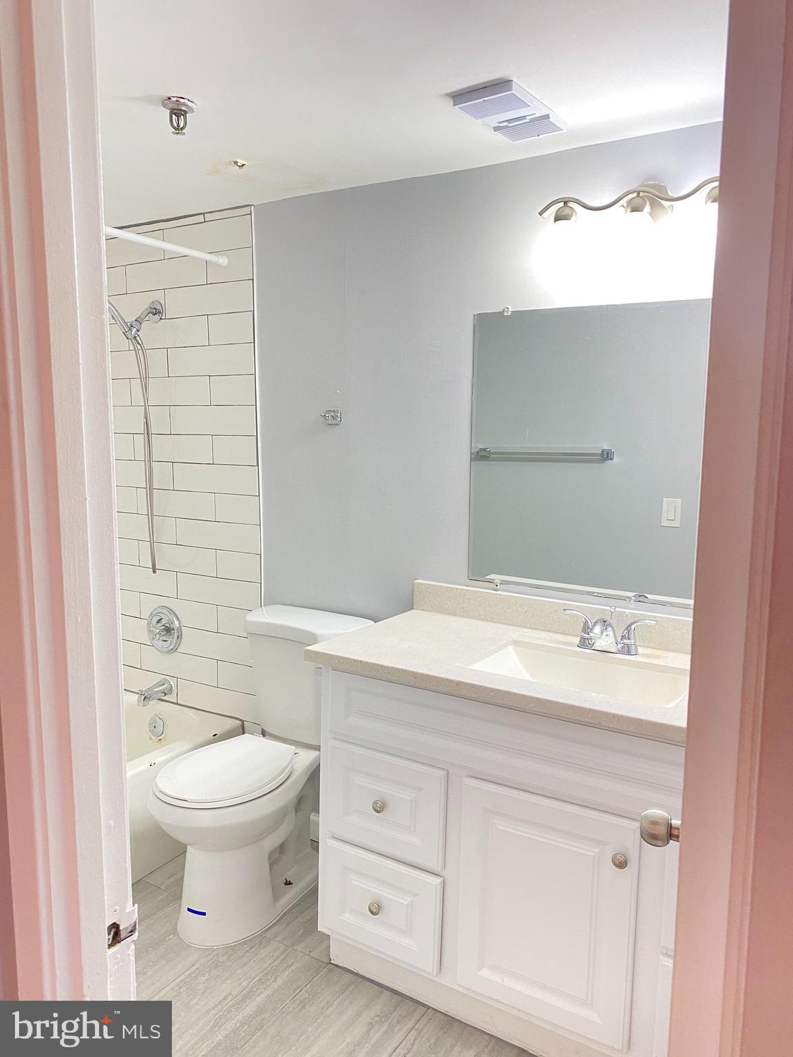 HIGHPOINTE - Residential Lease