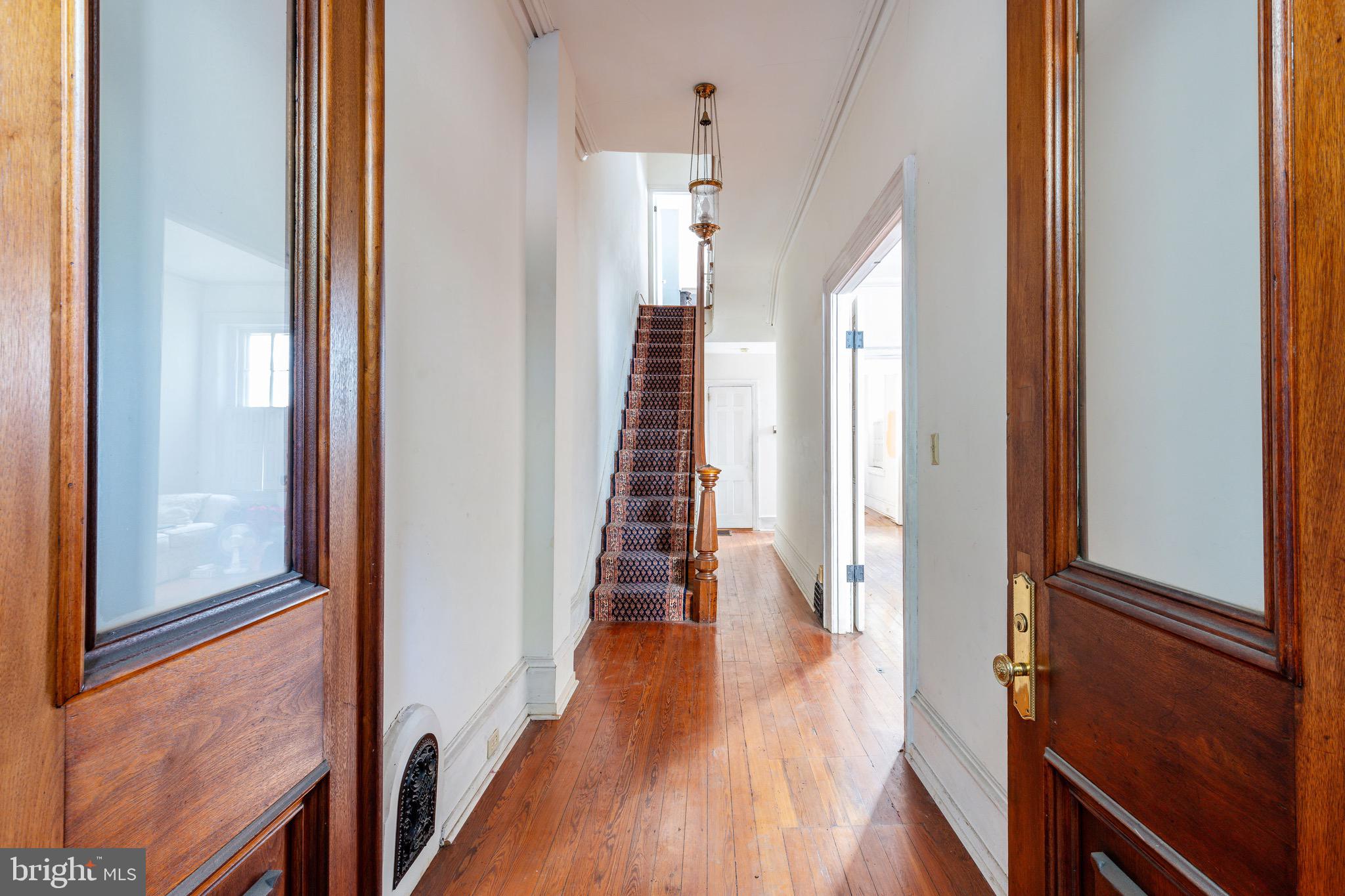 SOCIETY HILL - Residential