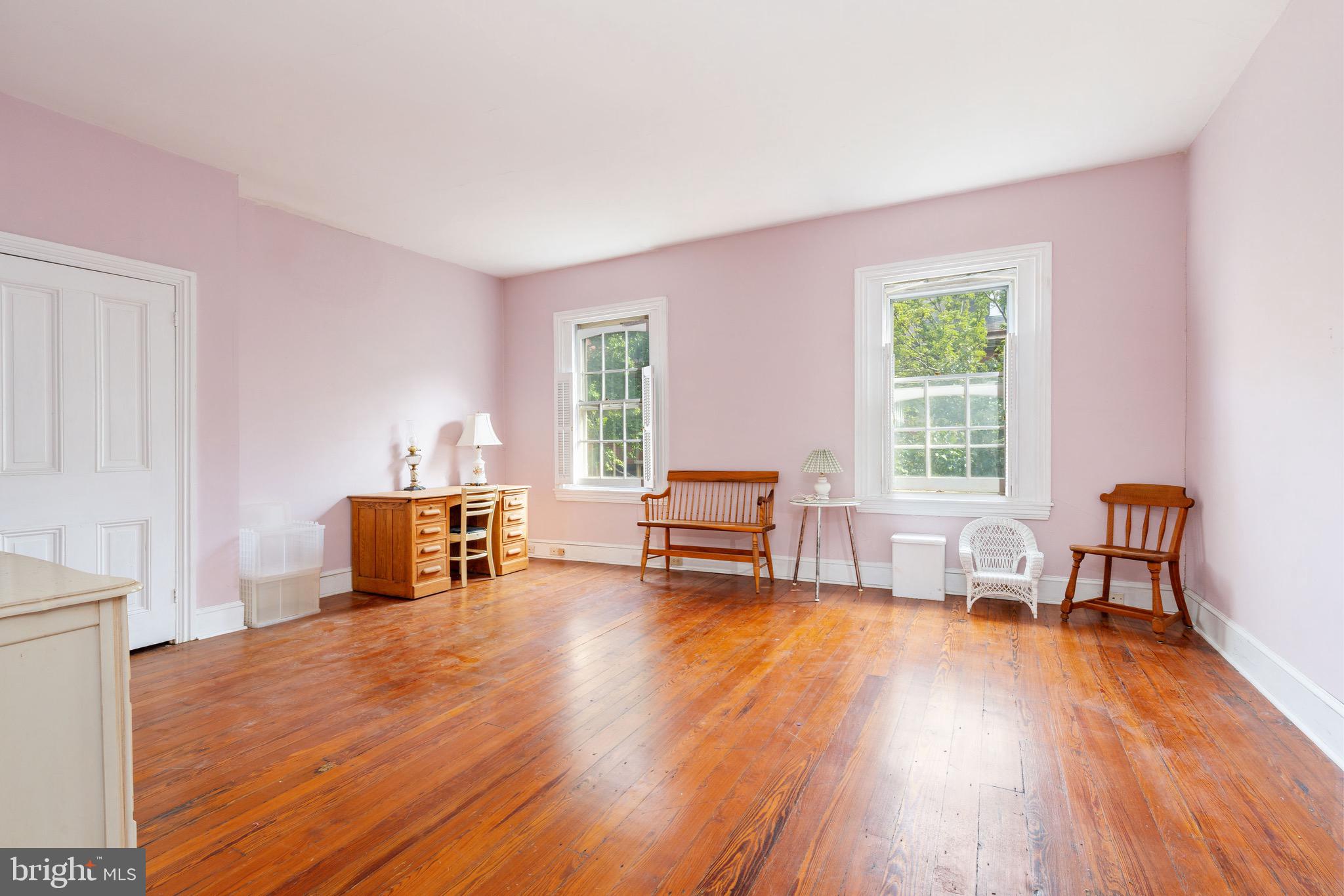 SOCIETY HILL - Residential