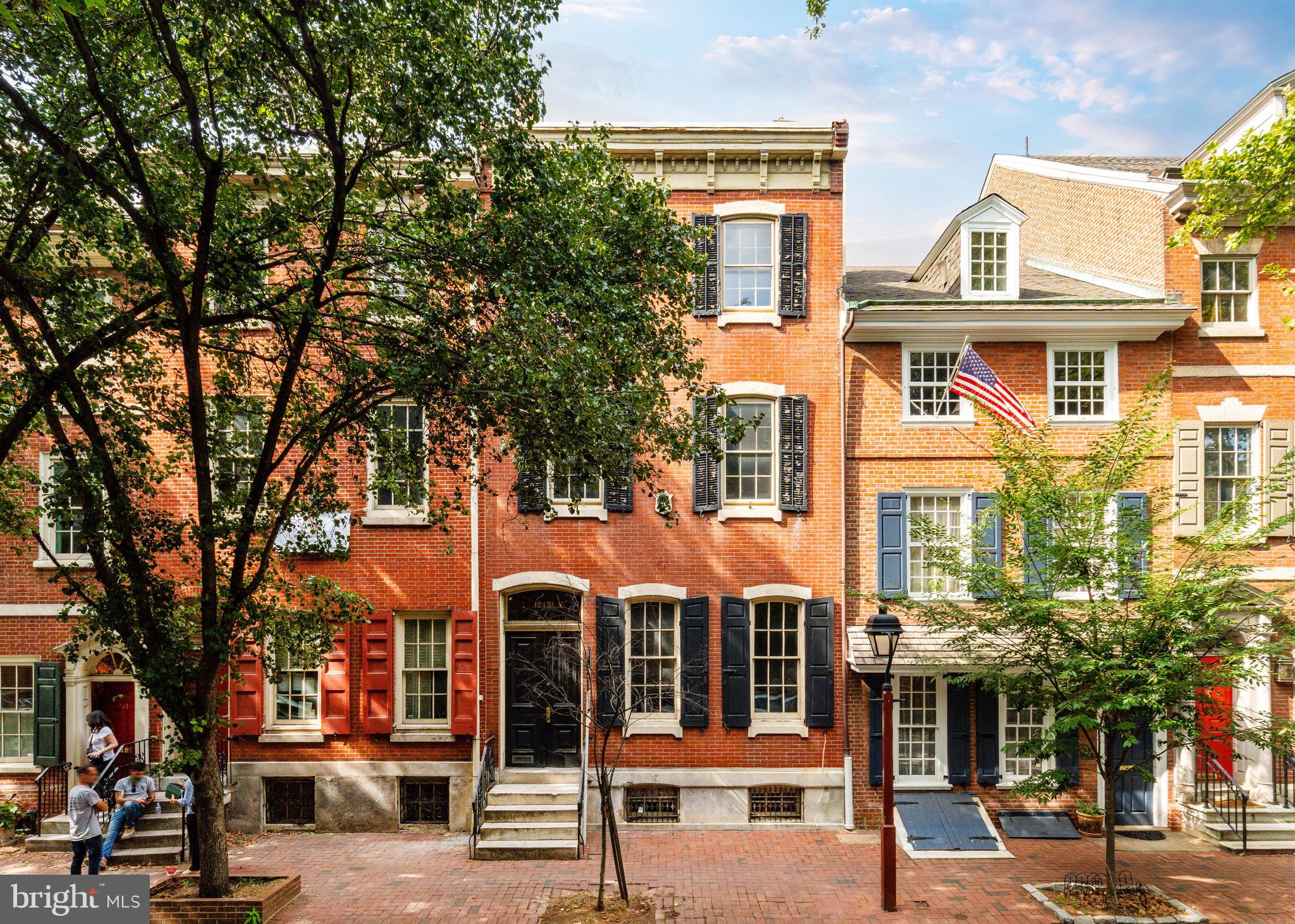 SOCIETY HILL - Residential