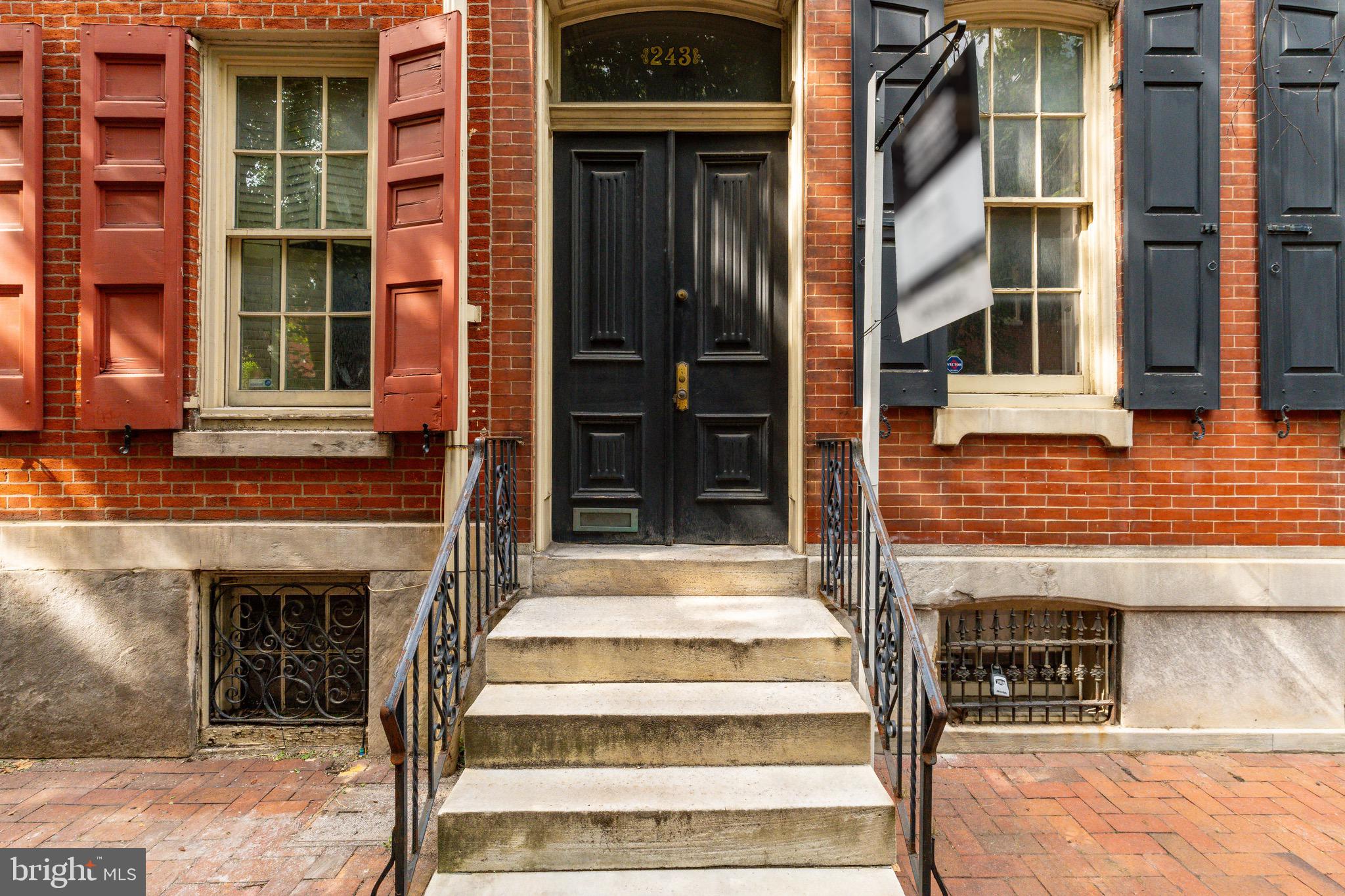 SOCIETY HILL - Residential