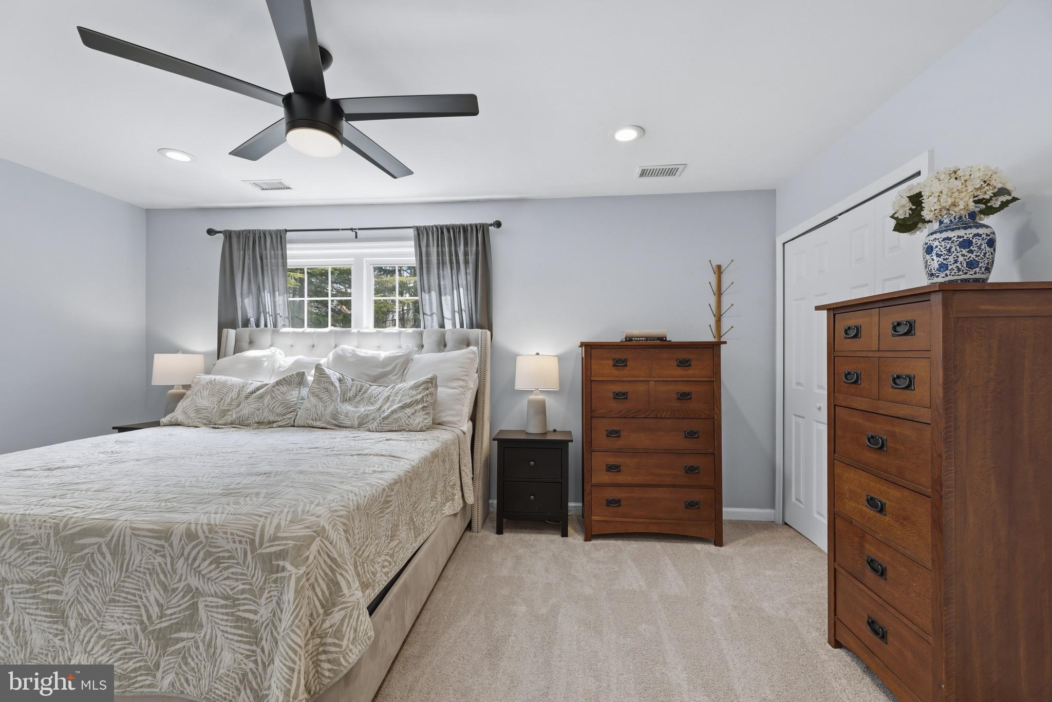 CROFTON MEADOWS - Residential