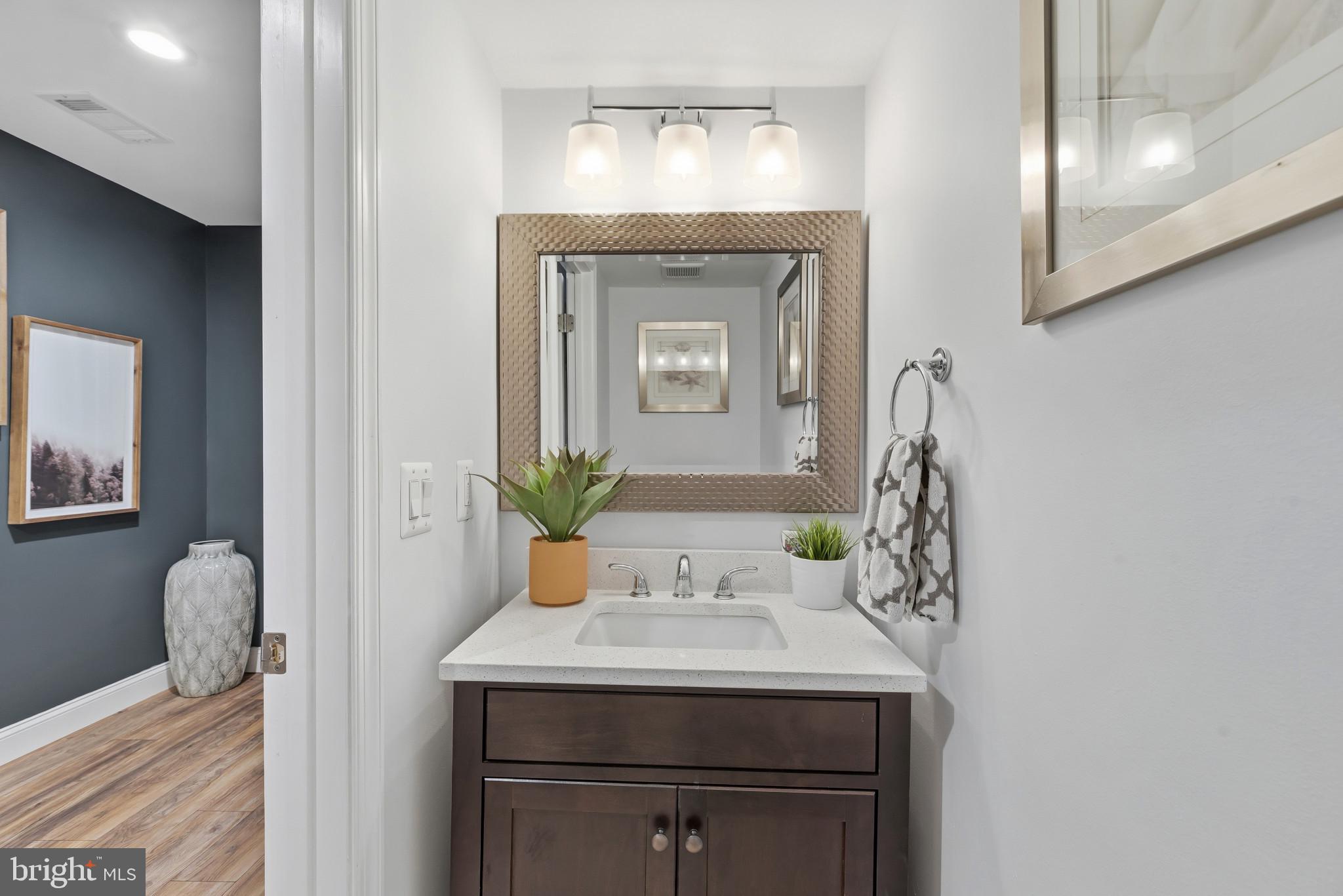 CROFTON MEADOWS - Residential