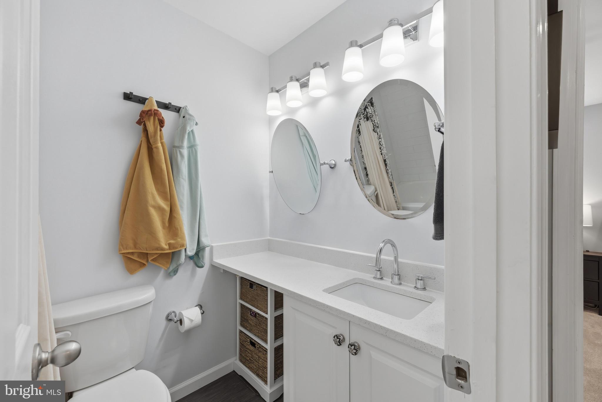 CROFTON MEADOWS - Residential