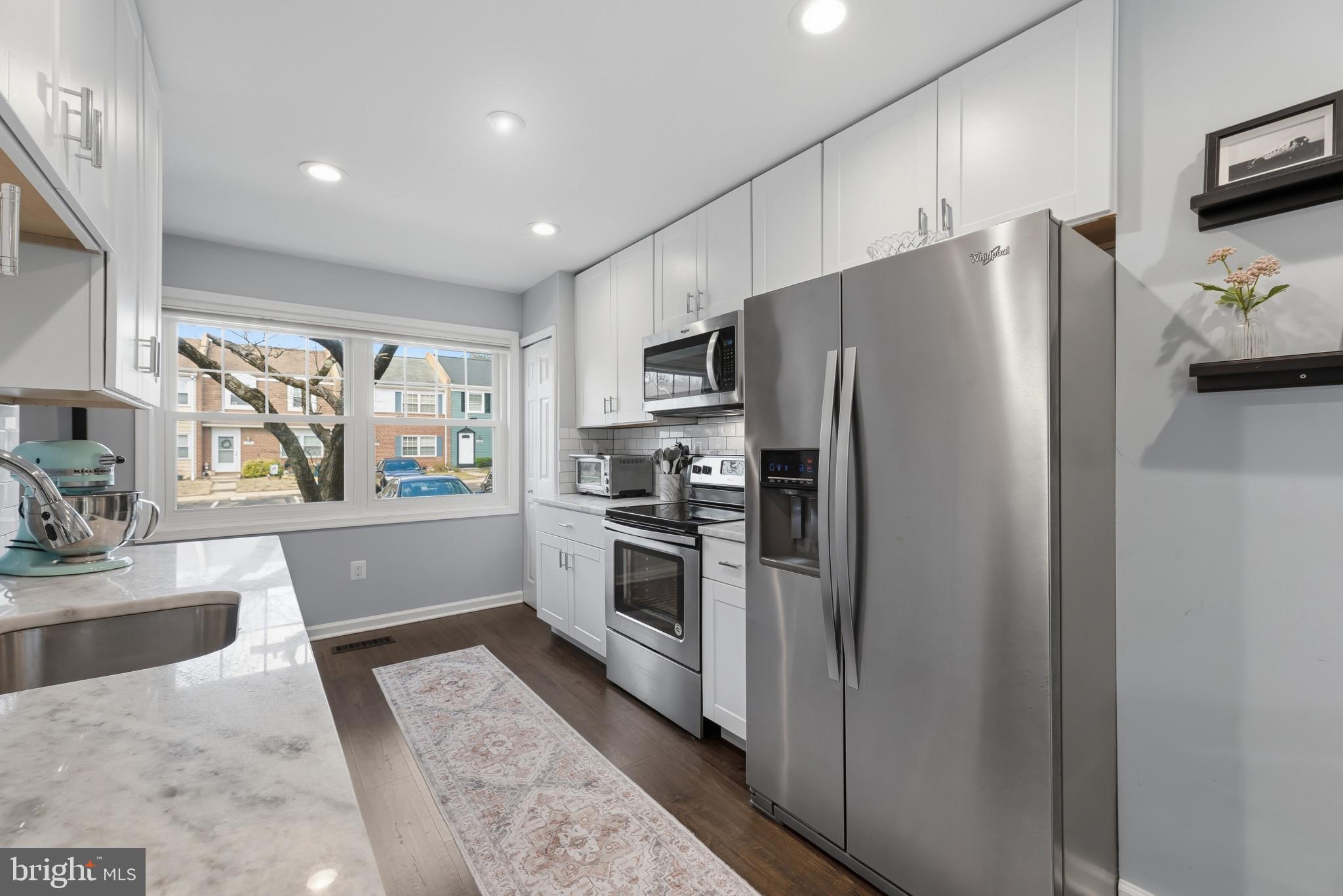 CROFTON MEADOWS - Residential