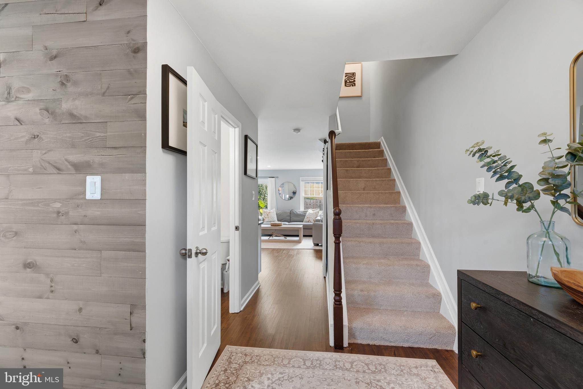 CROFTON MEADOWS - Residential