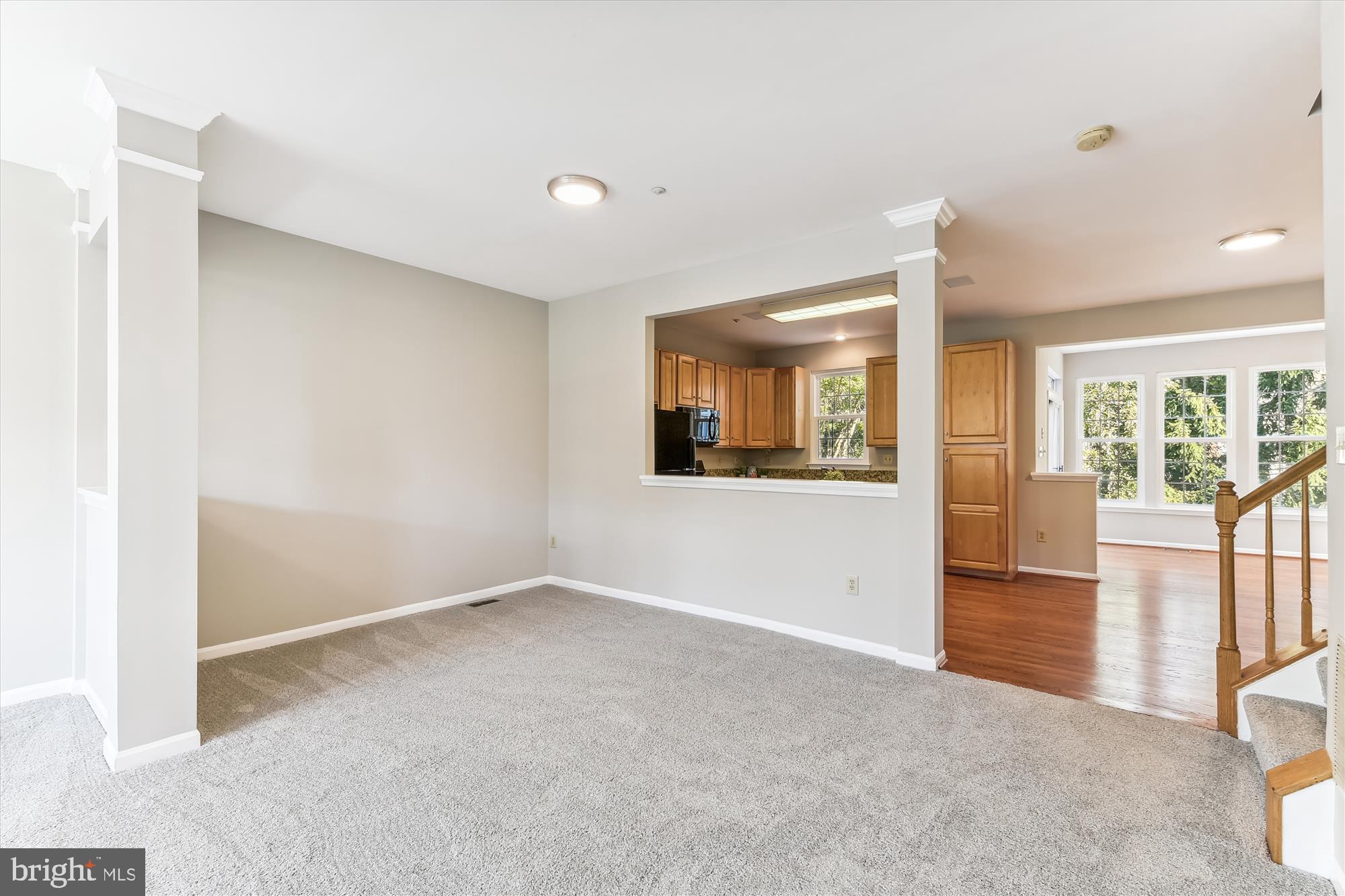 SOUTH RIVER COLONY - Residential